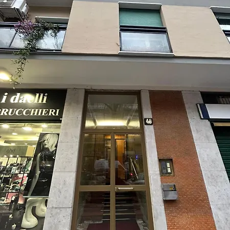 Kibilu - Via Lomellina Mm Argonne - Linate Airport Apartamento *